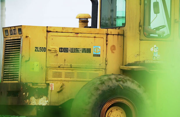 品牌故事-山工機(jī)械老黃牛